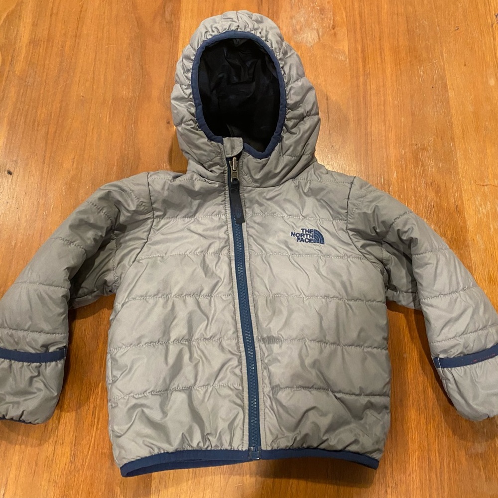 North Face Kids’ reversible hooded jacket - 24M boy